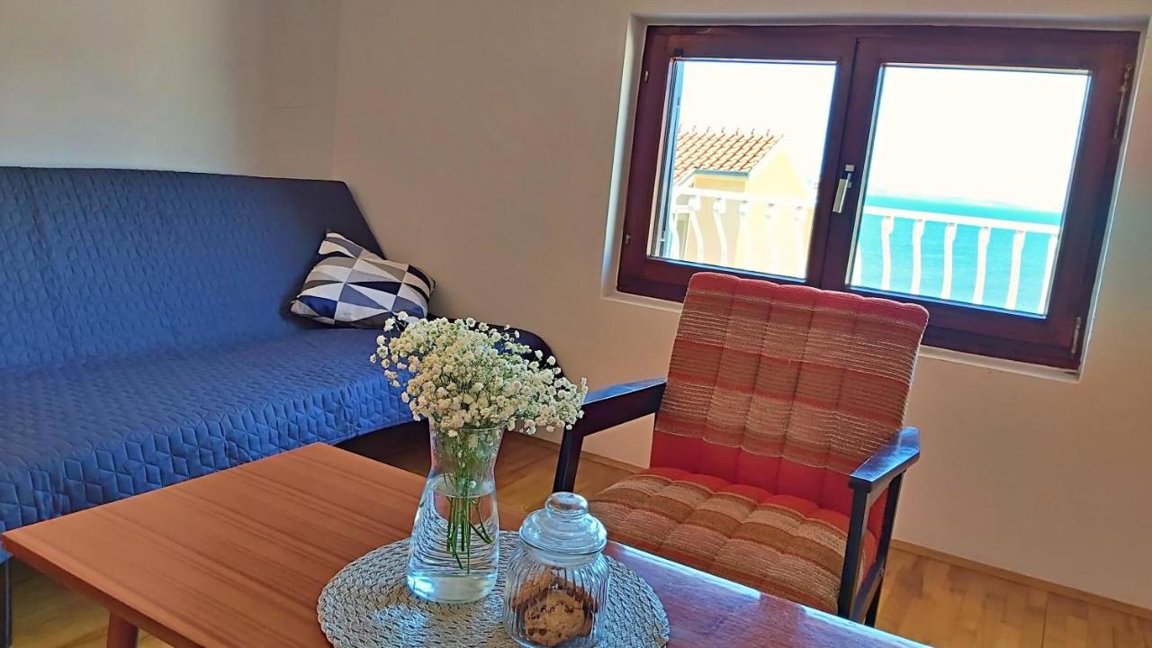 Apartment Roscic 오미스 외부 사진